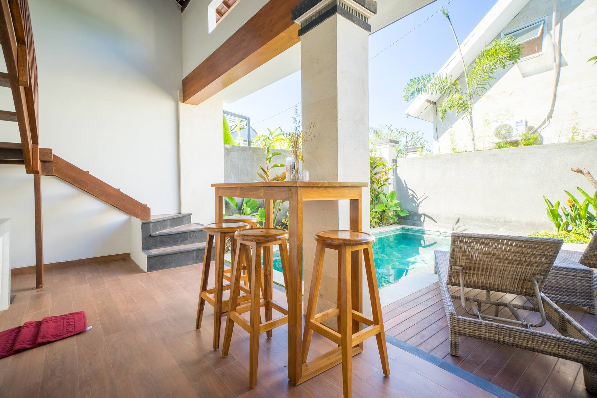 Cheerful Plunge Pool Hideaway 2 Bedroom Private Villa in Canggu 2