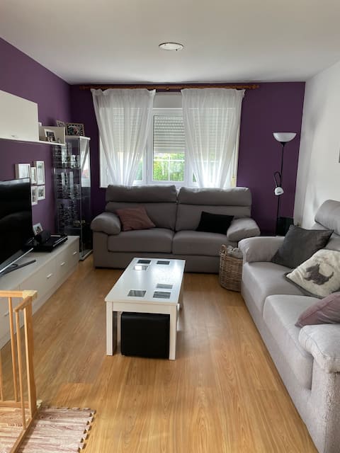 Top Airbnb: House with free private parking in Barcia en Valdés