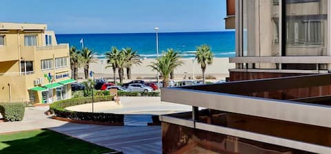 Sea view studio. Quiet and perfectly located