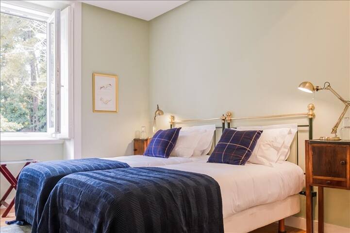 Eighteen21 Houses – Room Verde , Quinta Velha gallery image 2