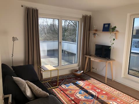 Lovely non-smoking apartment near
