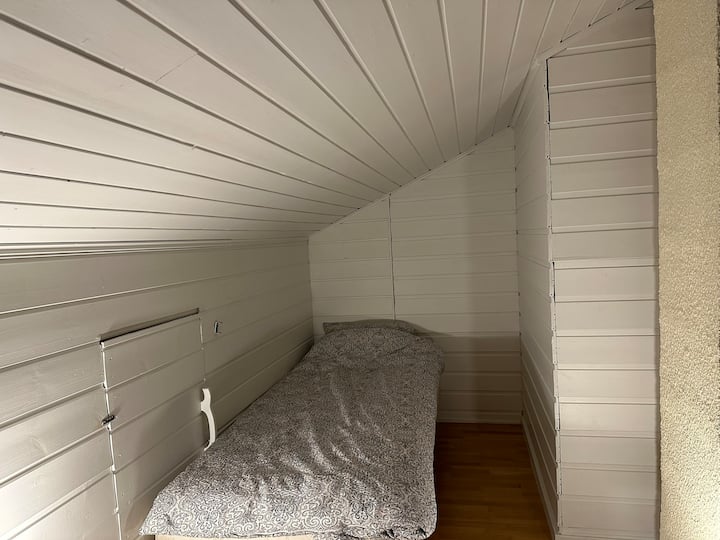 Spálňa 4