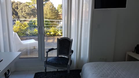 Popular Airbnb listing: Pornichet: new independent studio in a local home in Pornichet