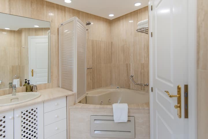Bathroom 1