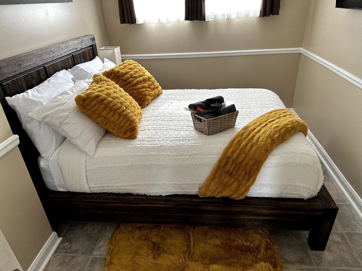 Cheerful & Cozy