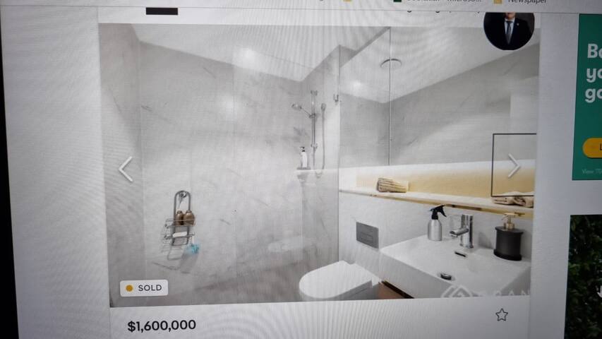 Brand new townhouse near east garden shopping mall gallery image 3