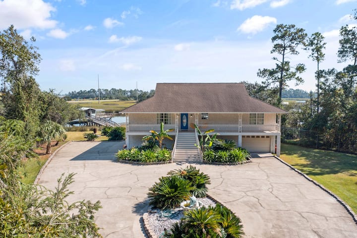 Golden Isles Getaway on the Marsh w/Dock