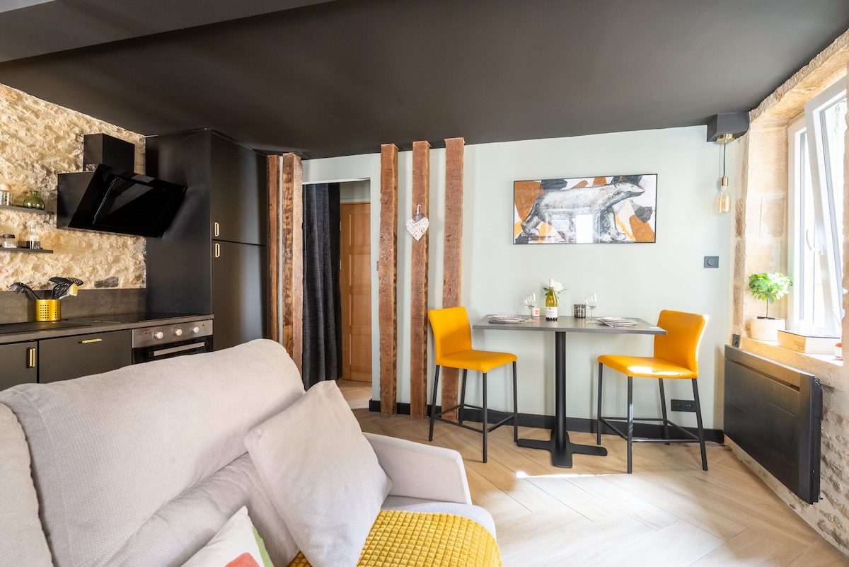 Annonce Airbnb populaire: Le Clos de la Chouette - Center & parking à Dijon