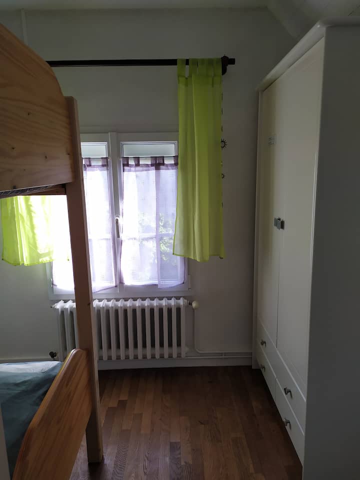 غرفة النوم 2