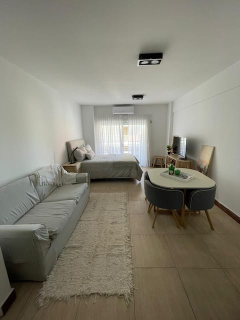 Anuncio de Airbnb popular: Moderno Monoambiente en Saavedra. en Comuna 12