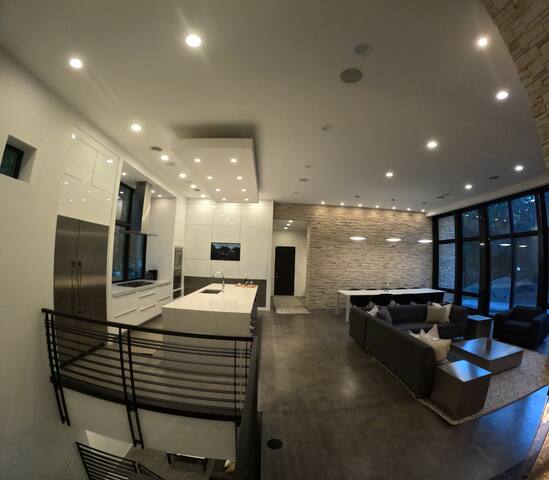 Modern River Getaway- with pool & hot tub! gallery image 4