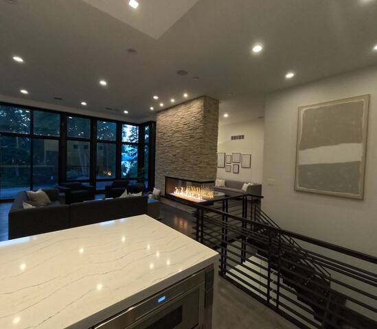 Modern River Getaway- with pool & hot tub! gallery image 5