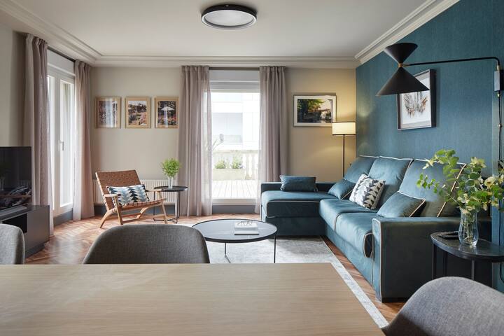 Miraconcha Terrace by Sweet Home San Sebastian gallery image 2