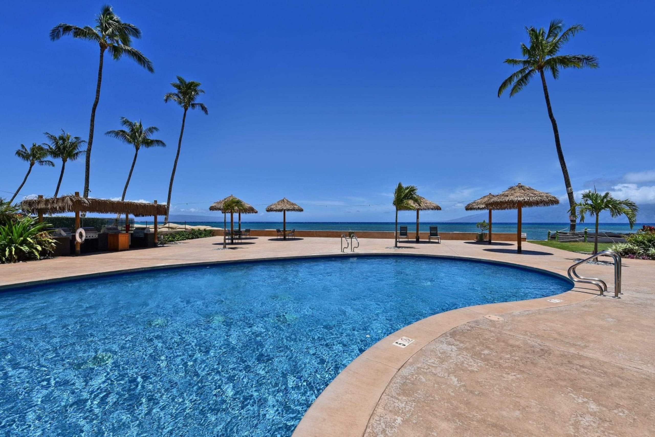 Condo in Lahaina · ★4.95 · 1 bedroom · 1 bed · 1 shared bath - Image 21