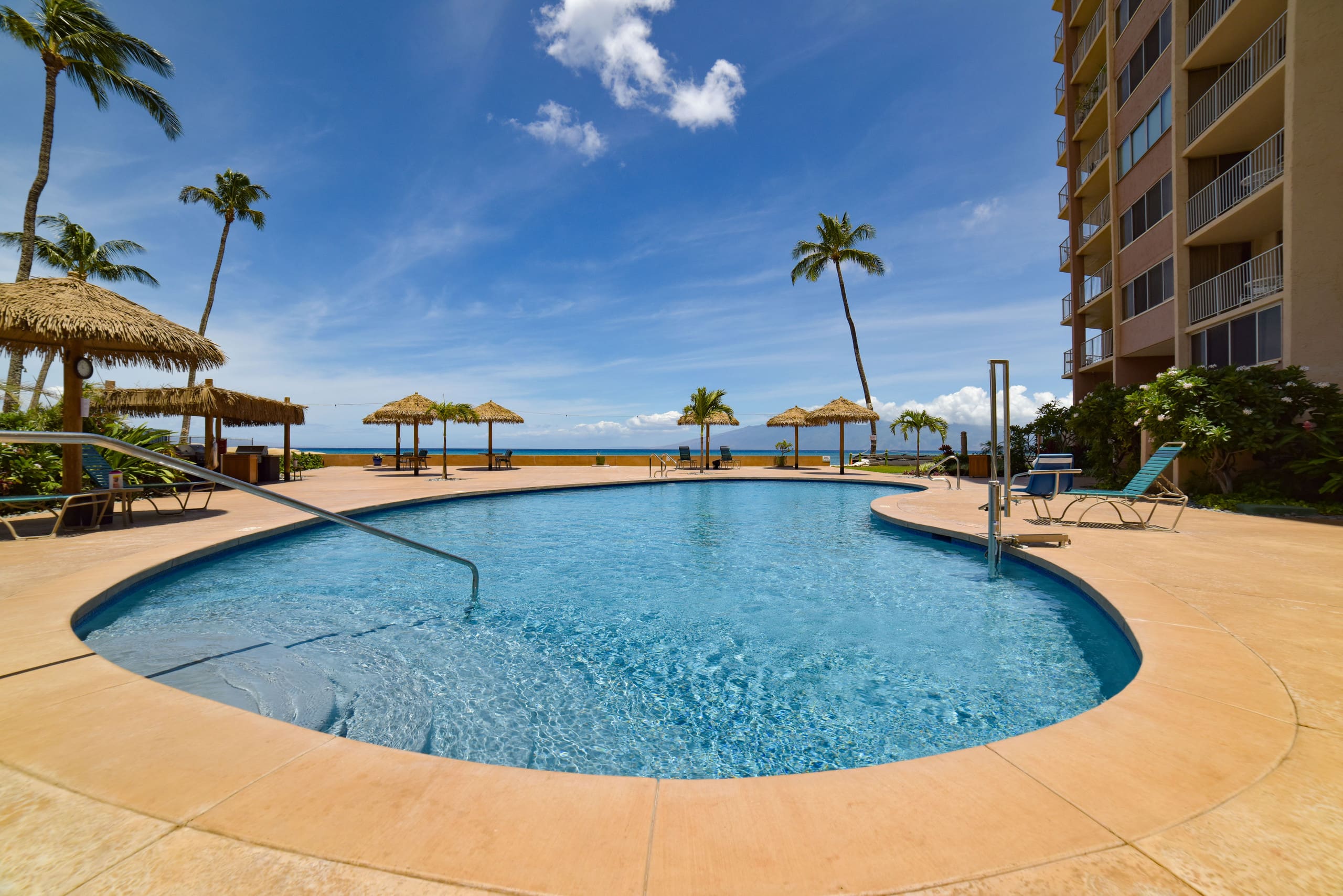 Condo in Lahaina · ★4.95 · 1 bedroom · 1 bed · 1 shared bath - Image 20