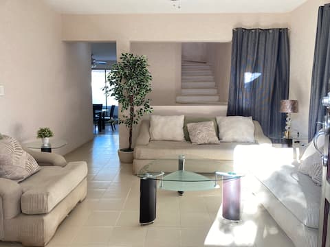 Top Airbnb: Casa Galán (House of Lions) *Private Pool* in Nuevo Yucatán
