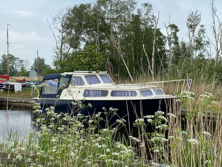 sailboat rental friesland