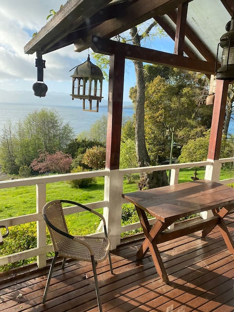 Unbeatable place on Lake Ranco