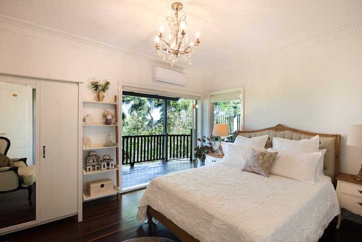 Provincial Bedroom - Queen Bed & Balcony
