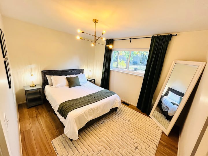 Værelse med queensize-