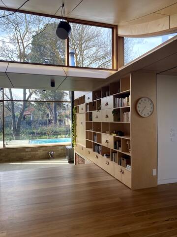 Architectural design, modern home in Surrey Hills