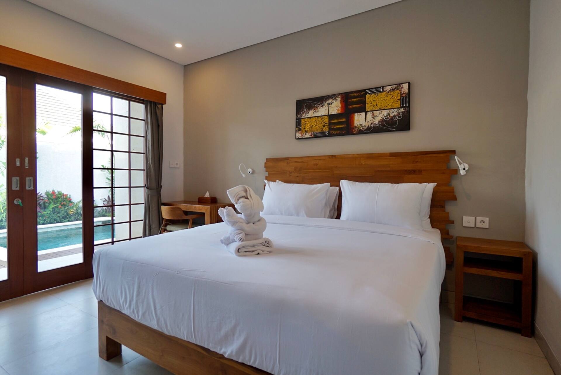 Joyful Poolside Retreat 3 Bedroom Private Villa in Canggu 3