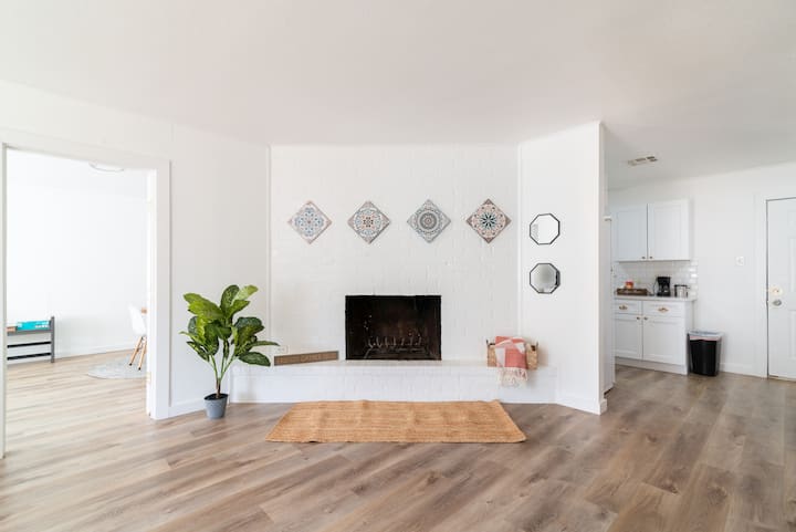 Charming Duplex In Fredericksburg Center - Texas