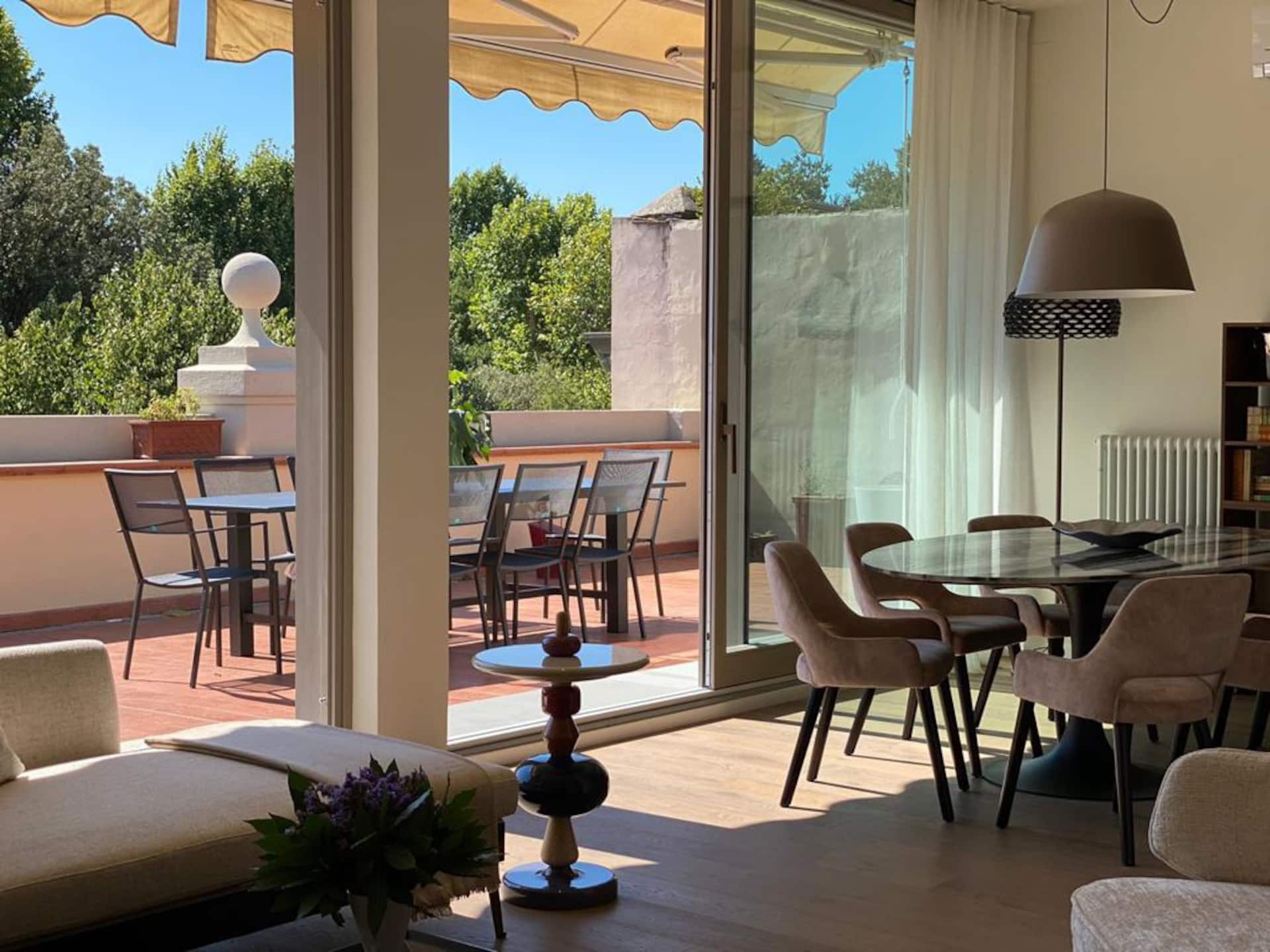 Piazza D’Azeglio - 2 Habs