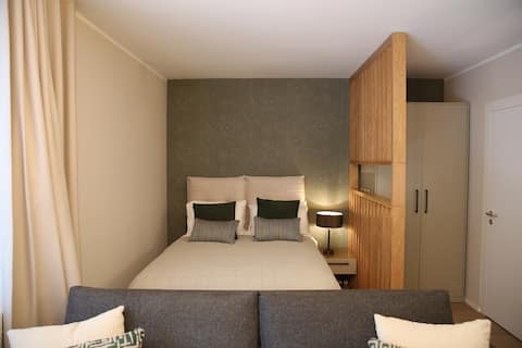 Top Airbnb: Schönes serviced Apartment in Zürich in Wollishofen