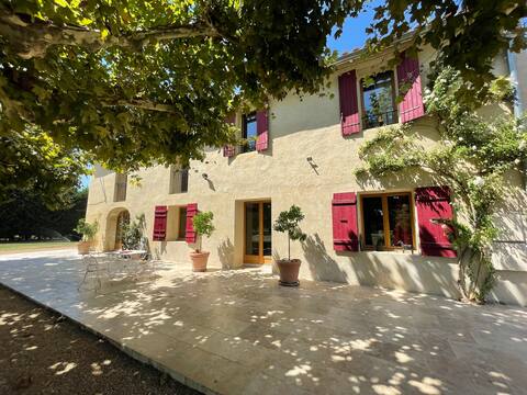 Farmhouse with pool in the countryside