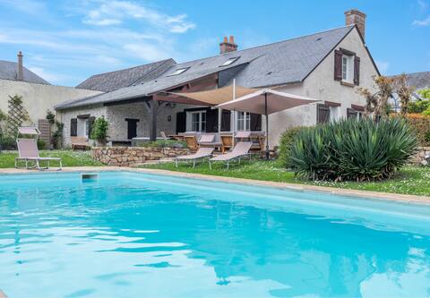 Le Cottage de Chitenay, Heated Pool, Jacuzzi