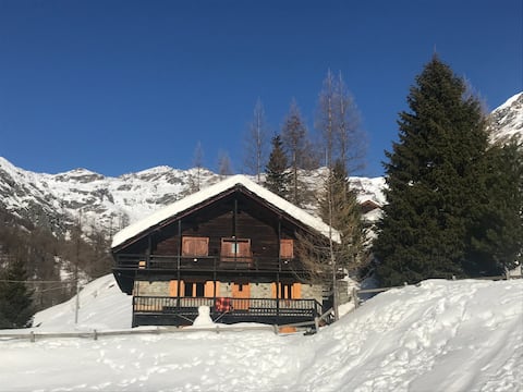 Apartment in Chalet25