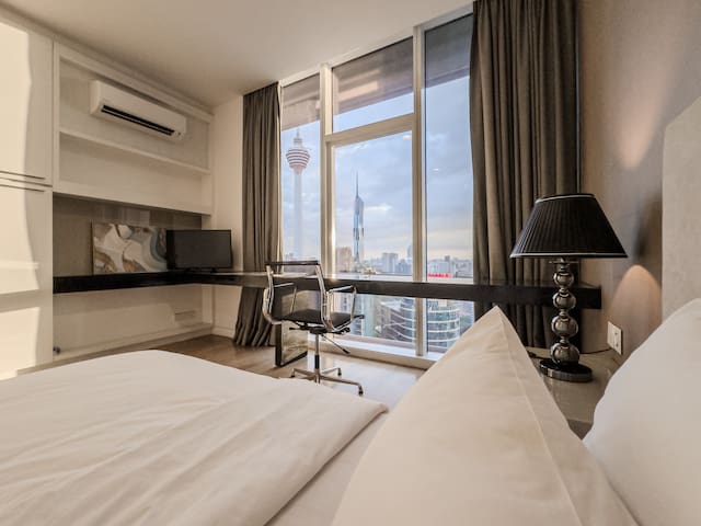 Platinum 2 by DM Suites managed Airbnb listing 2