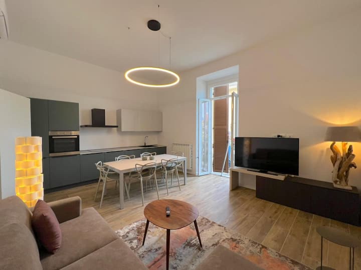 Newly Renovated 2-bedroom Apartment W/2 Bathrooms - Brescia