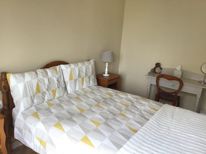 Спалня 2 - тоалетка маса