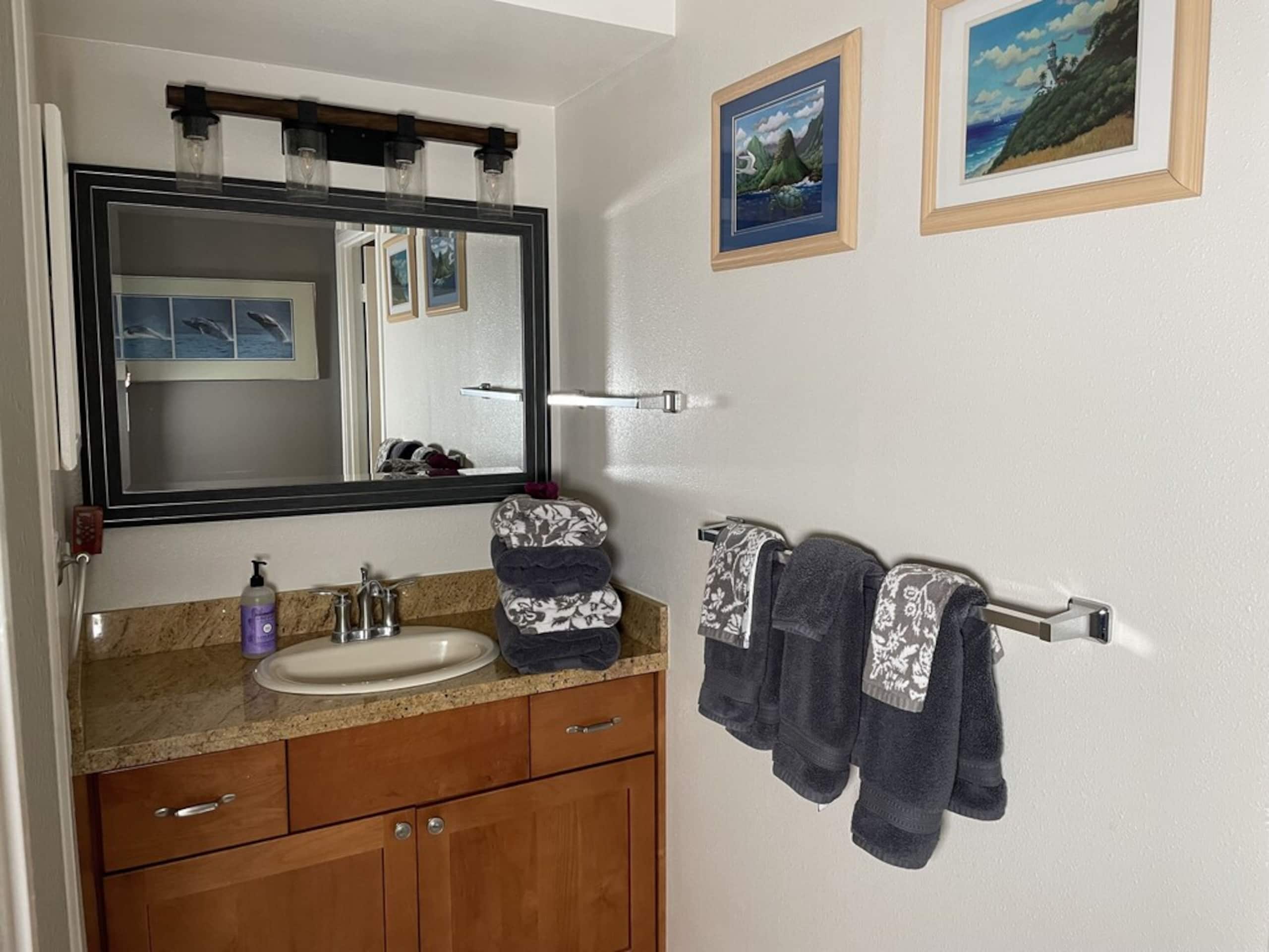 Condo in Kihei · ★4.91 · 1 bedroom · 1 private bath - Image 25