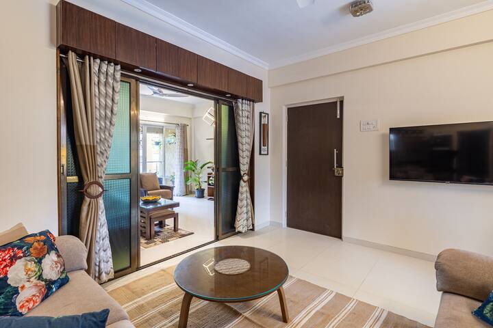 Living room image 6