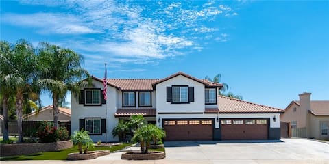 Spacious 5-bedroom home for your relaxation needs