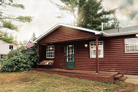 Cozy All Seasons Up North Cabin