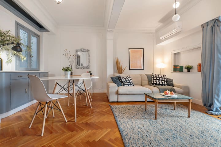 Museum 3 bdr apt -FIX Friends & Family Athens