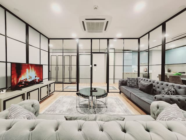 Maslak 1453 2.5+1 Günlük Kiralık Daire