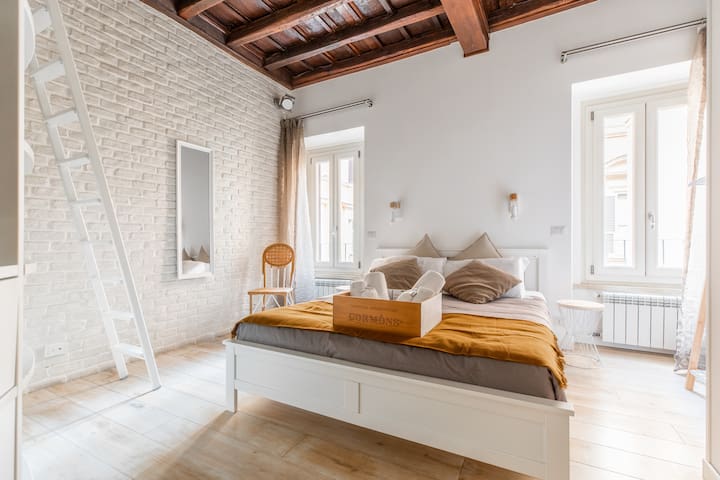 Homy Host | “Domus Paganica” Stylish Home for 6ppl