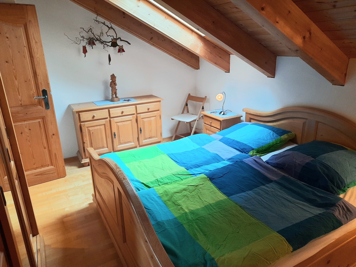 Spavaća soba 2 s bračnim krevetom 180x200