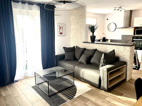 1 Apartment with private parking