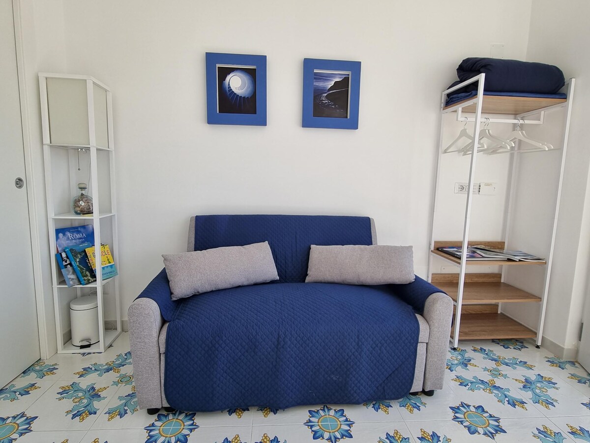 Successful Airbnb property: Romy Blu: the apartment in the heart of Capri in Capri