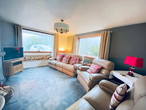 Rm 1 Double Ensuite- Lodge House B&B Crianlarich
