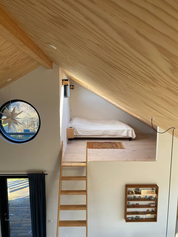 ลอฟท์ 120 เตียง