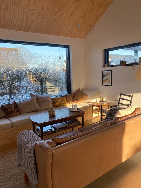 Popular Airbnb listing: Modern cottage, 150 m to renovate in Beder Malling