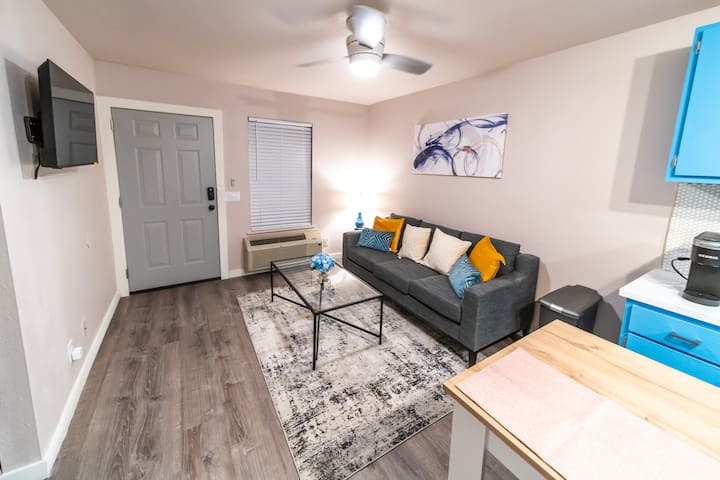Modern 1br With Amazing Shower, Springdale - Springdale, AR