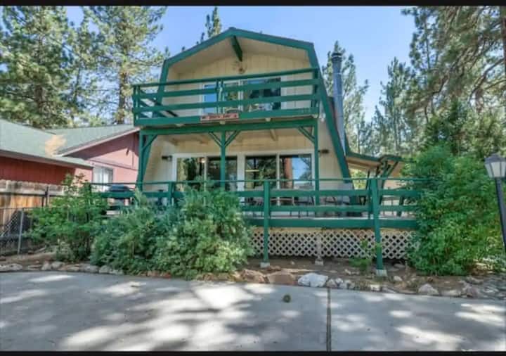 Exterior image 1